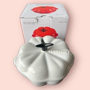 Le Creuset Stoneware Pumpkin Cocotte (Cotton)